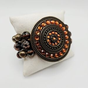 NEW VINTAGE Style & Co Amber Rhinestone Large Medallion Stretch Bracelet